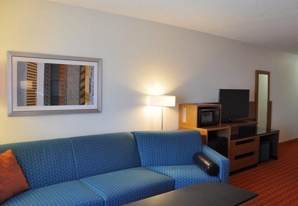 Fairfield Inn & Suites By Marriott Fort Myers Cape Coral Cypress Lake Extérieur photo